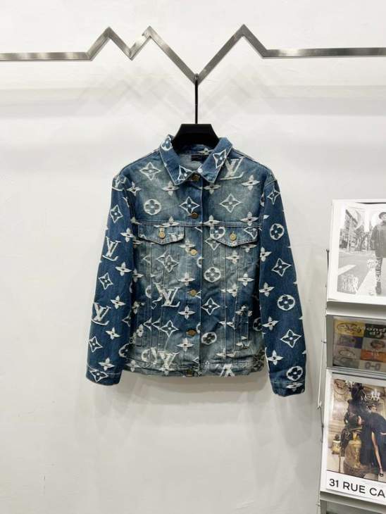 Picture of Louis Vuitton Jackets _SKULVS-XLqqtxQ00131578